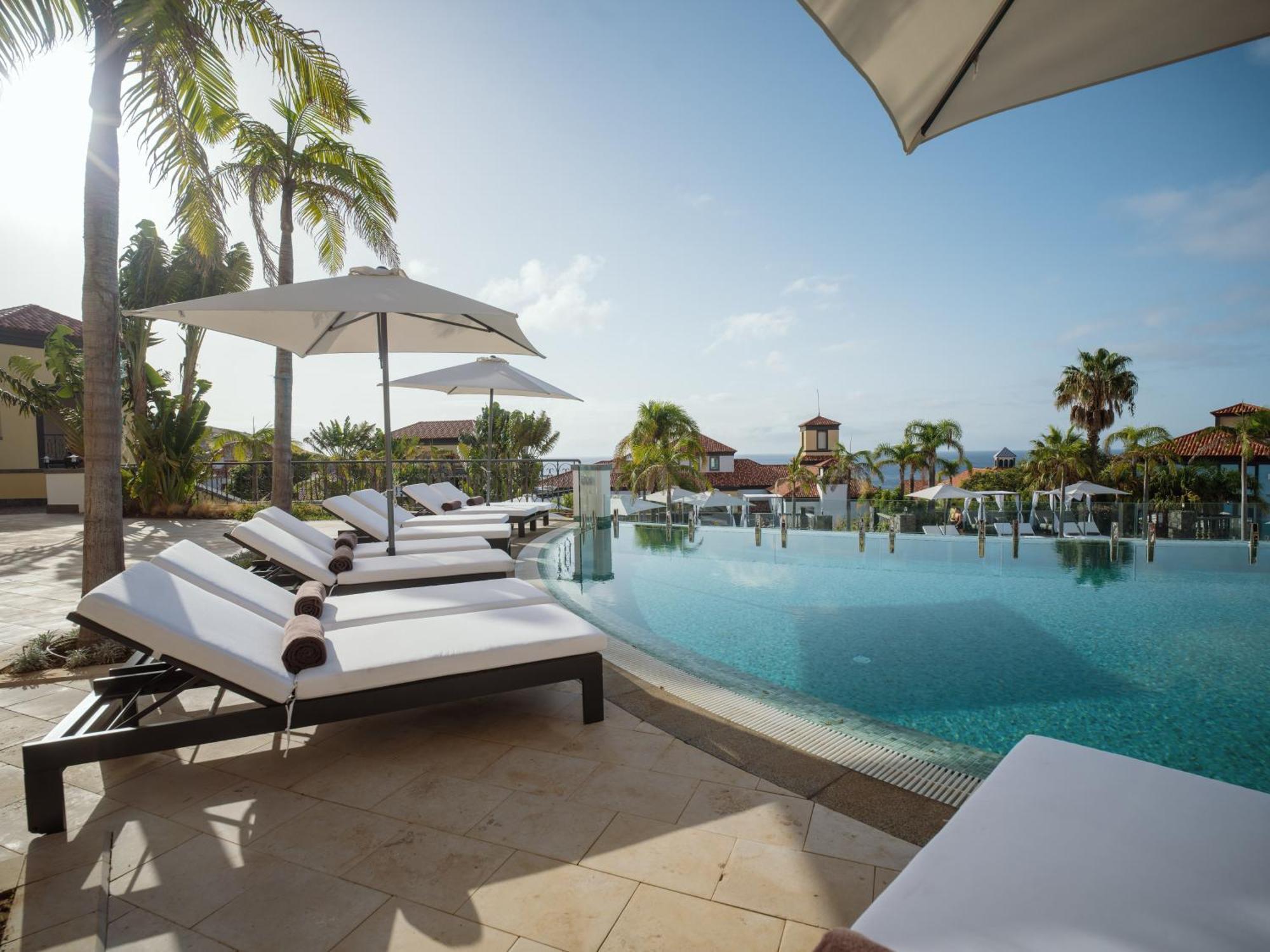 Dreams Madeira Resort Spa & Marina Canical  Exterior photo