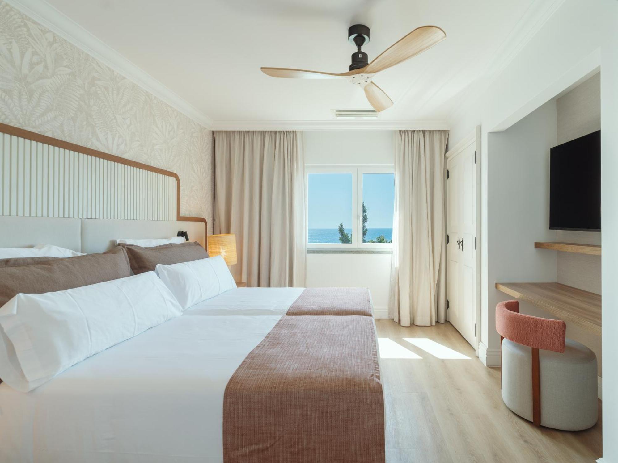 Dreams Madeira Resort Spa & Marina Canical  Exterior photo